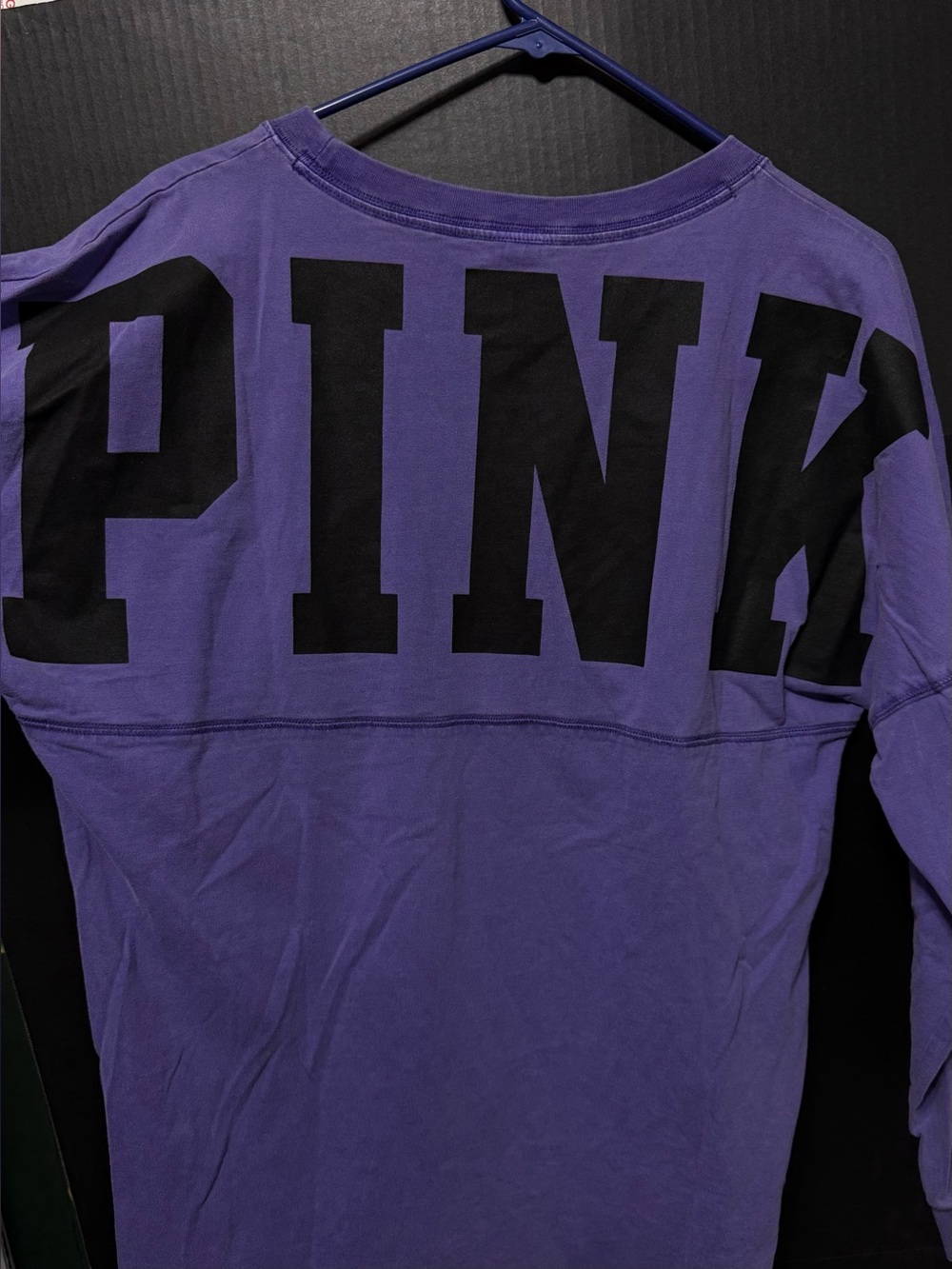 🍄PINK VS Purple Long Sleeve Spell Out T-shirt - Picture 7 of 10
